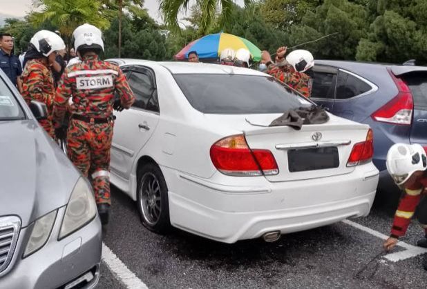 'Woman found dead in parked car was resting' - Vimarsana News