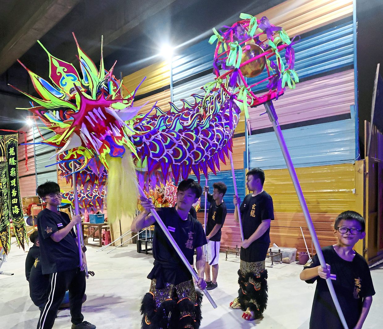 The Chinese believe that dragon dance performances bring blessings and prosperity for the year ahead.