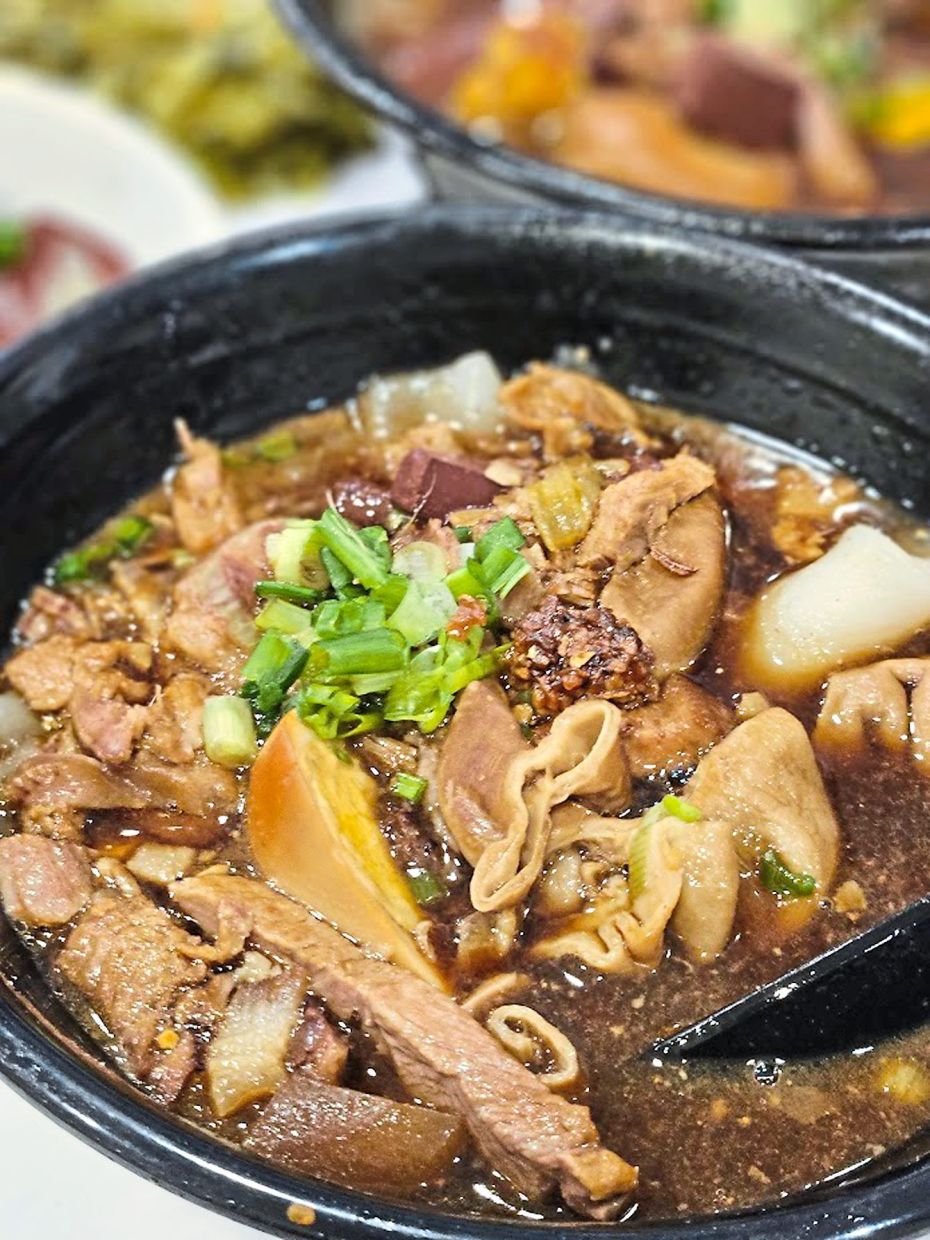 A familiar bowl of comfort, that is ‘kway chap’. — Photos: KYSPEAKS