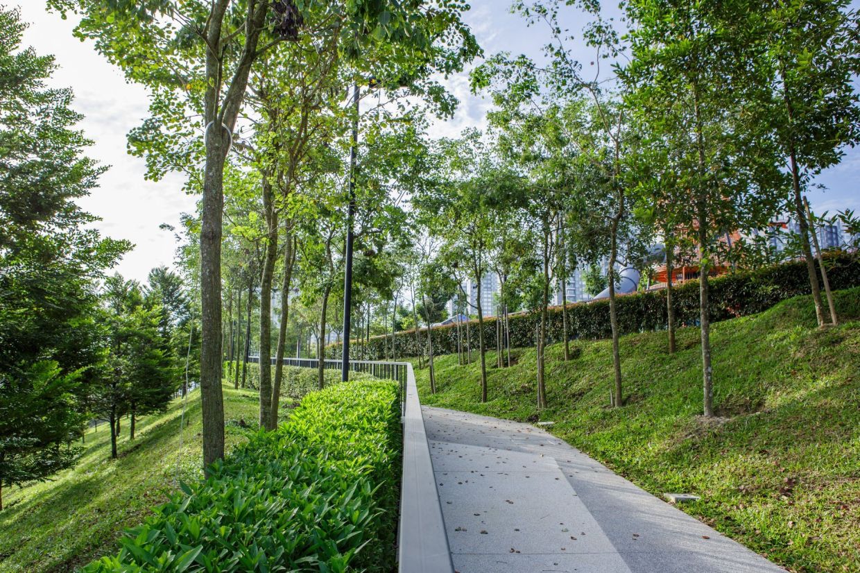 Summit Park’s leafy trails for one to enjoy leisurely strolls or rejuvenating workouts.