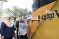 Free bus service for 10,000 schoolchildren in KL
