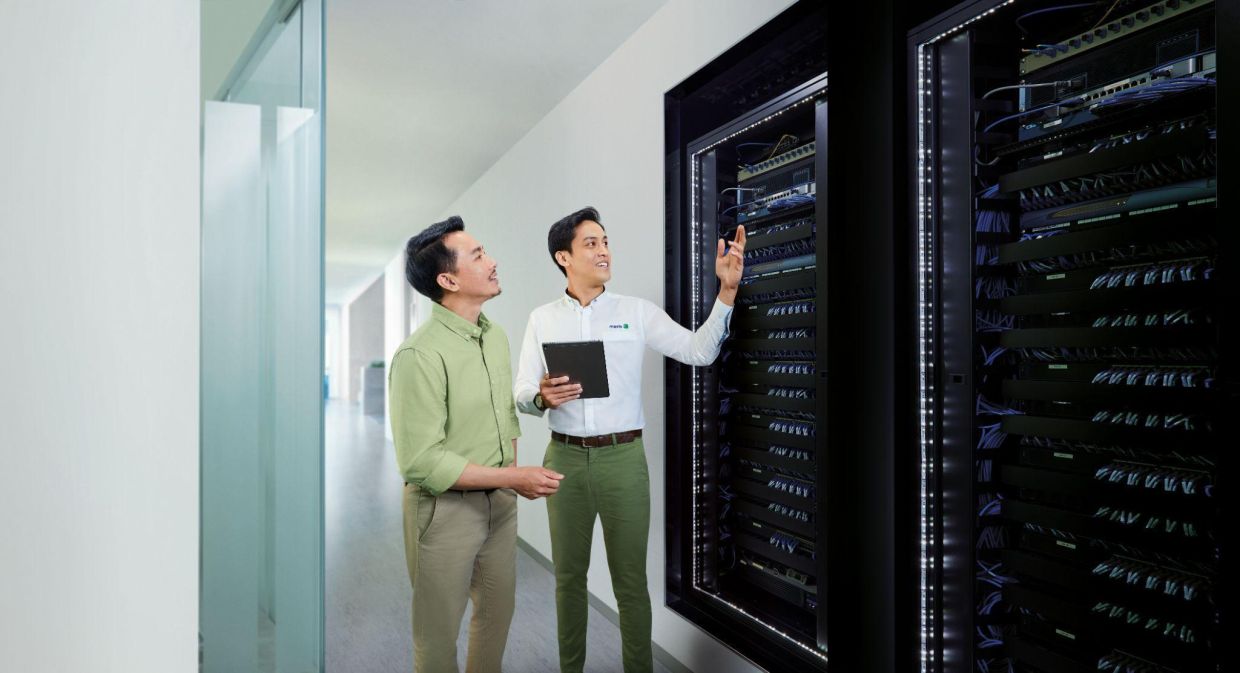 Maxis Business - A Guide to Digital Transformation