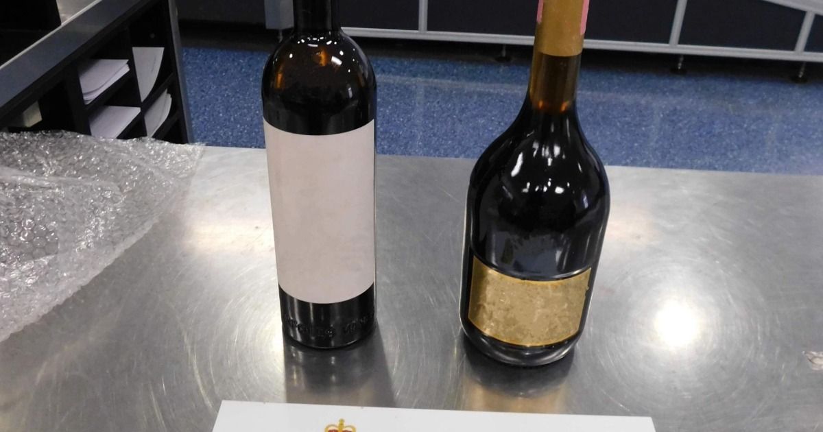 Taiwanese man arrested for smuggling meth into Australia in wine bottles and tea - Vimarsana News