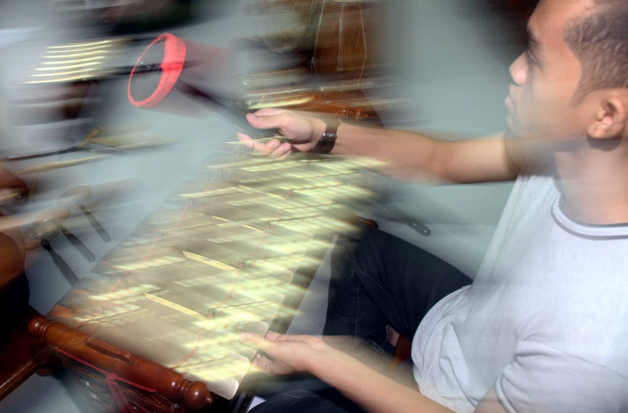 Weekend for the arts: gamelan series for beginners, art of painting birds - Vimarsana News