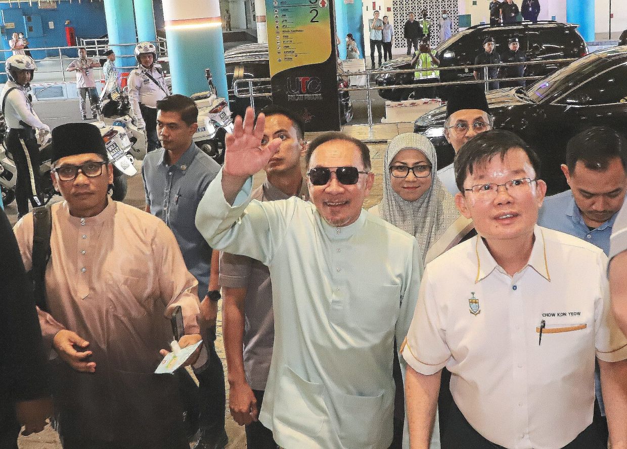 Allergy can't keep PM away from Penang - Vimarsana News