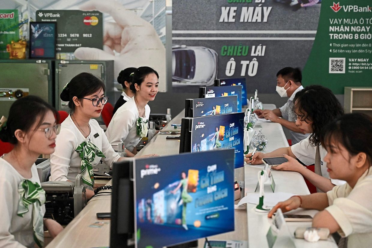 Vietnam lenders required to maintain loan standards - Vimarsana News