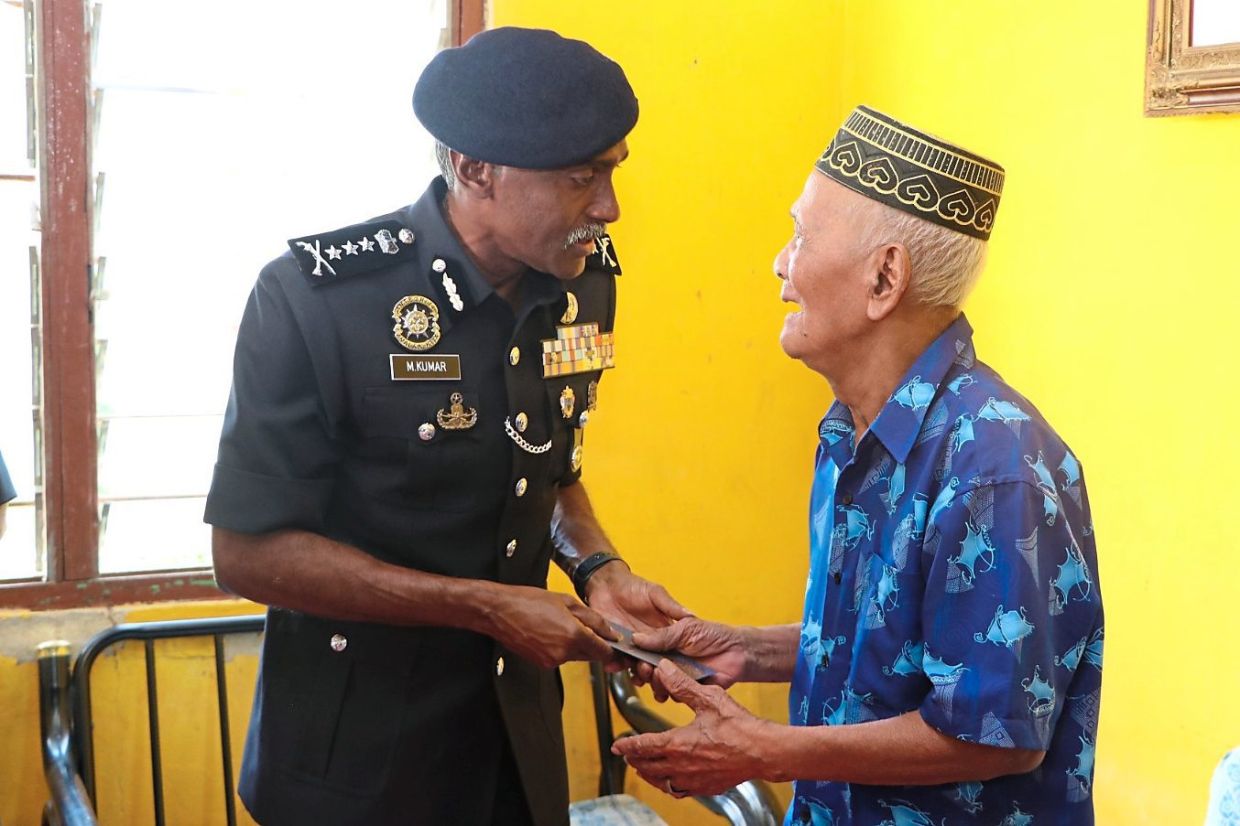 Best Hari Raya gift, says ex-cop - Vimarsana News