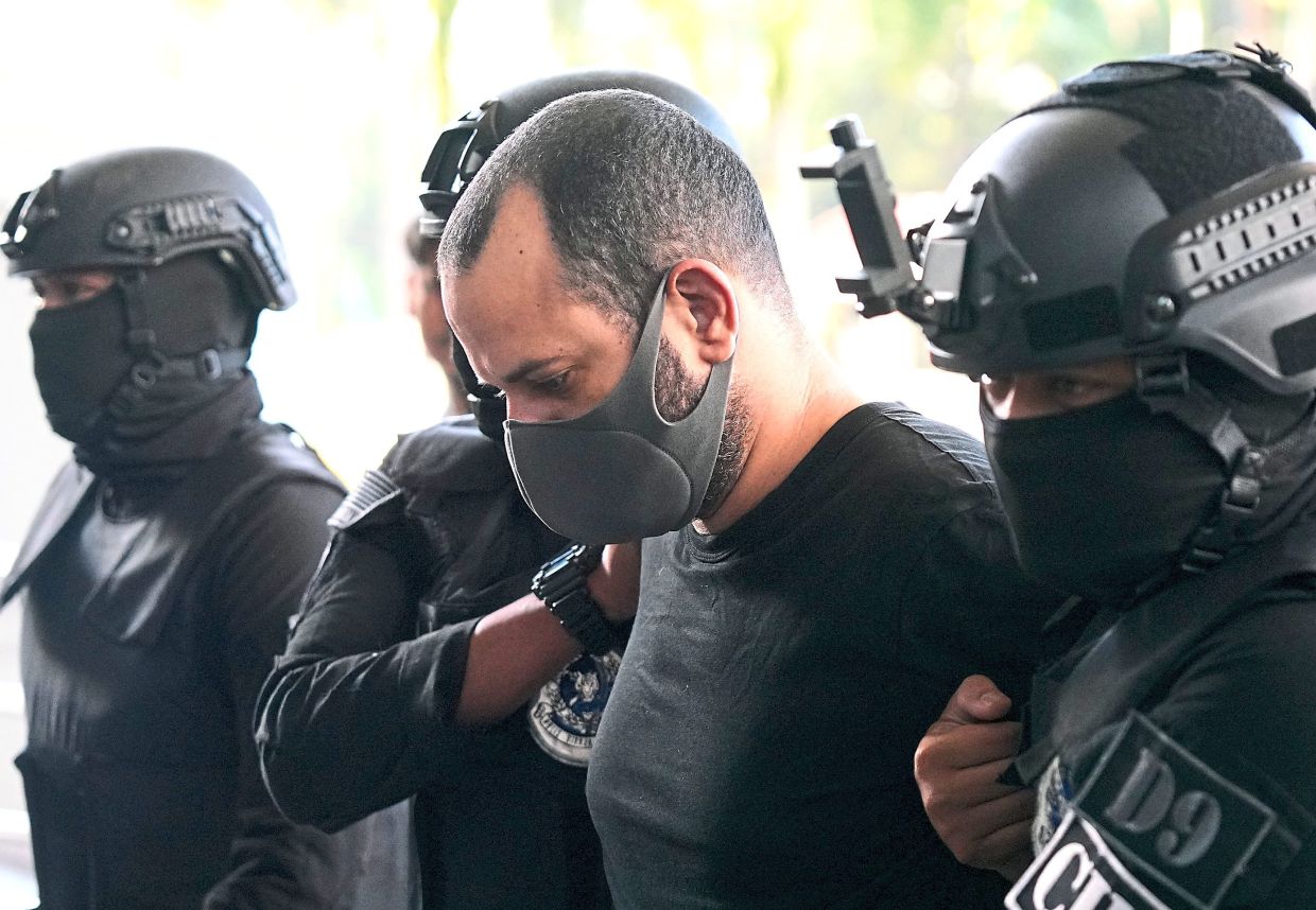 Israeli pleads not guilty over firearms - Vimarsana News