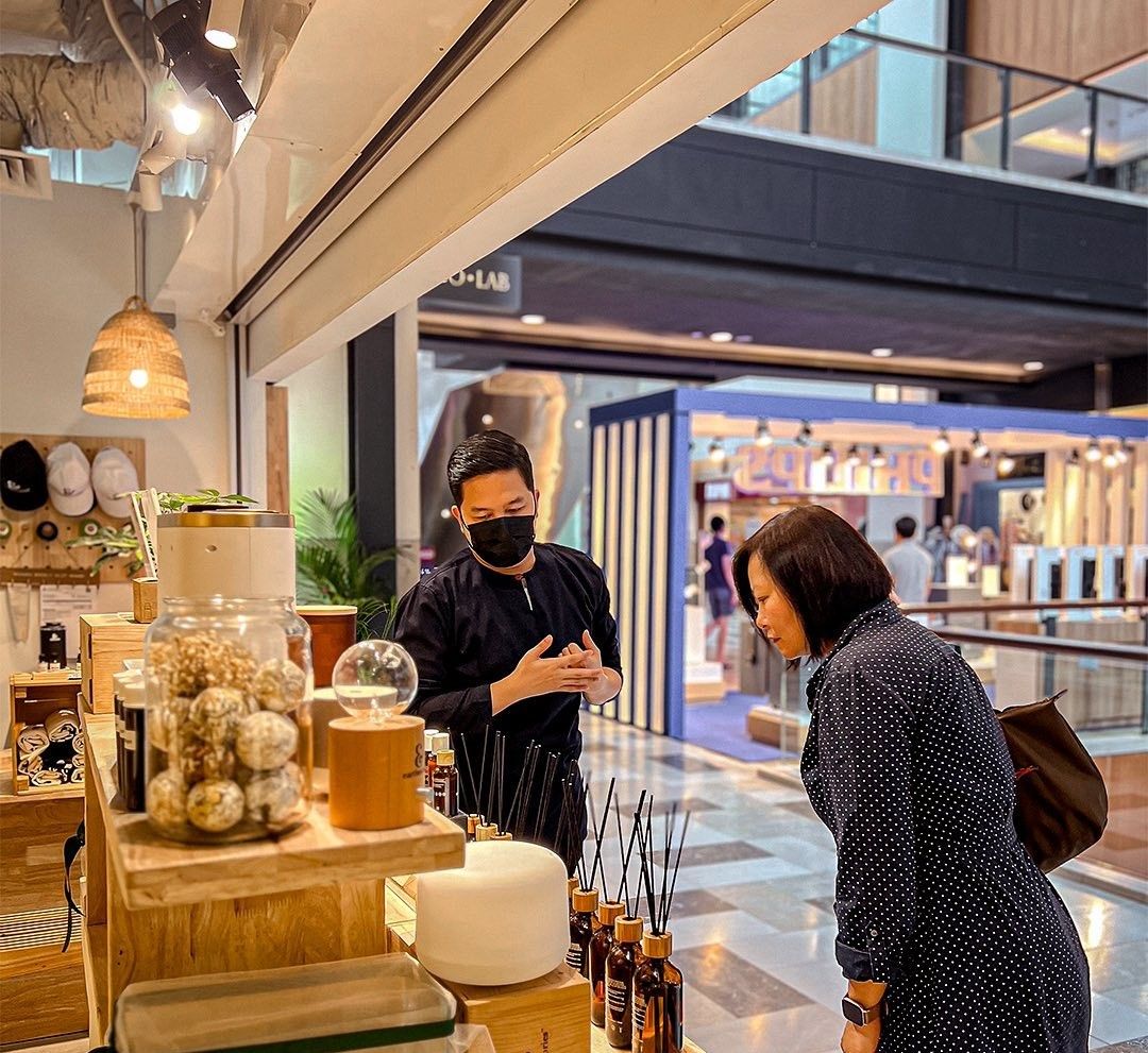 The Earththeories brand focuses on products made from locally-sourced ingredients. — Eartheories