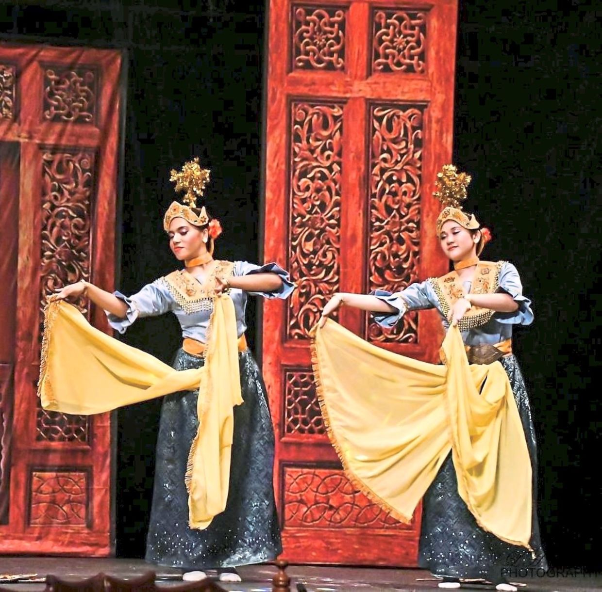 Qayrysya and Yong (right) at their university’s annual dance department showcase. 