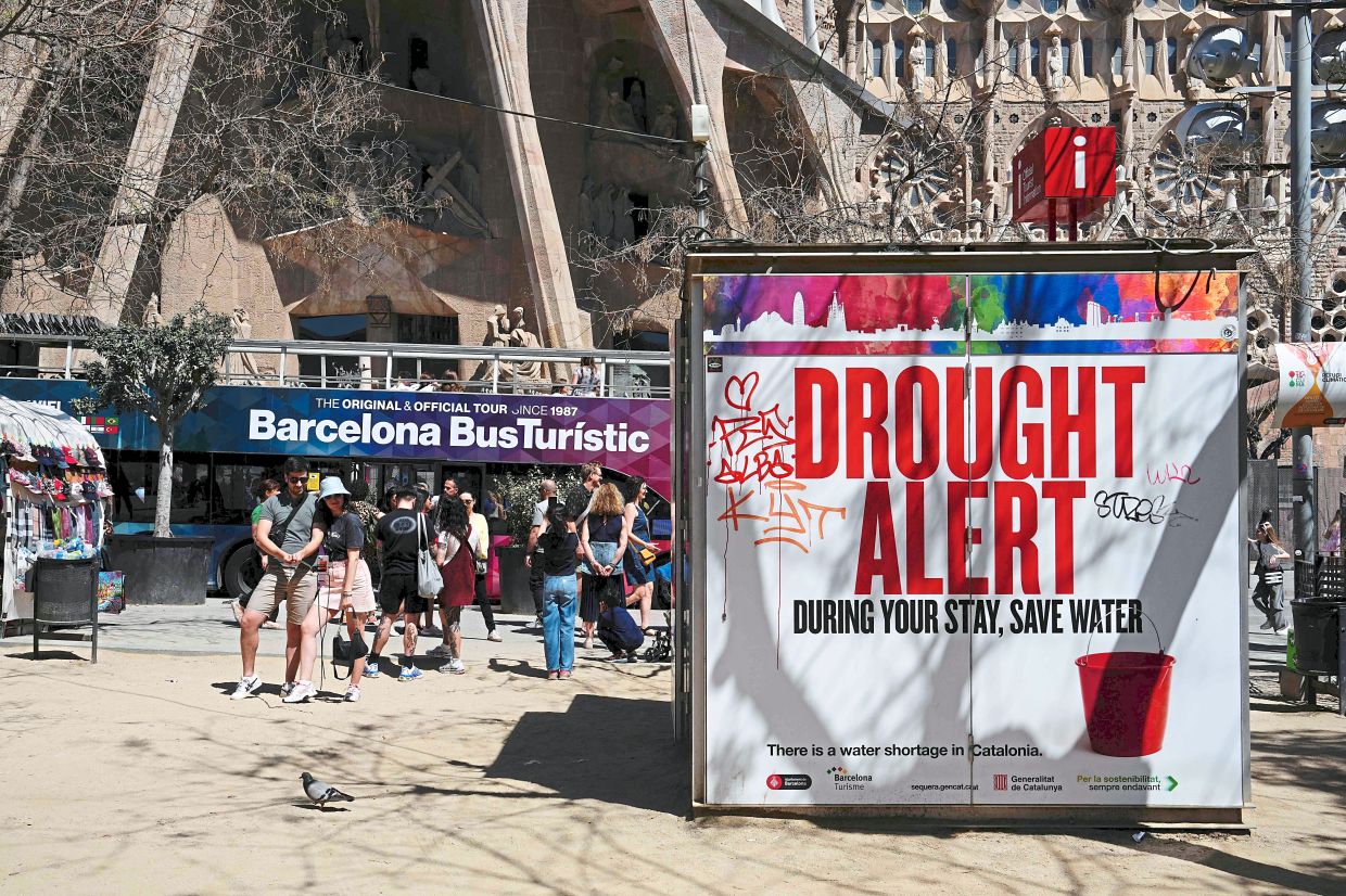 Bad drought in Spain's Catalonia may force water restriction on tourists
