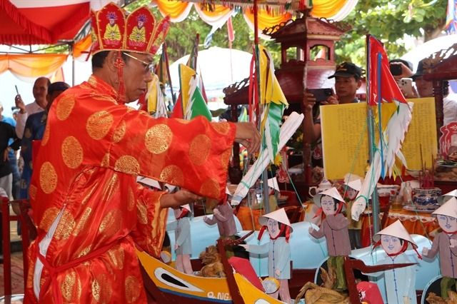 Traditional Vietnamese ceremony honours ancient Hoang Sa flotilla - Vimarsana News