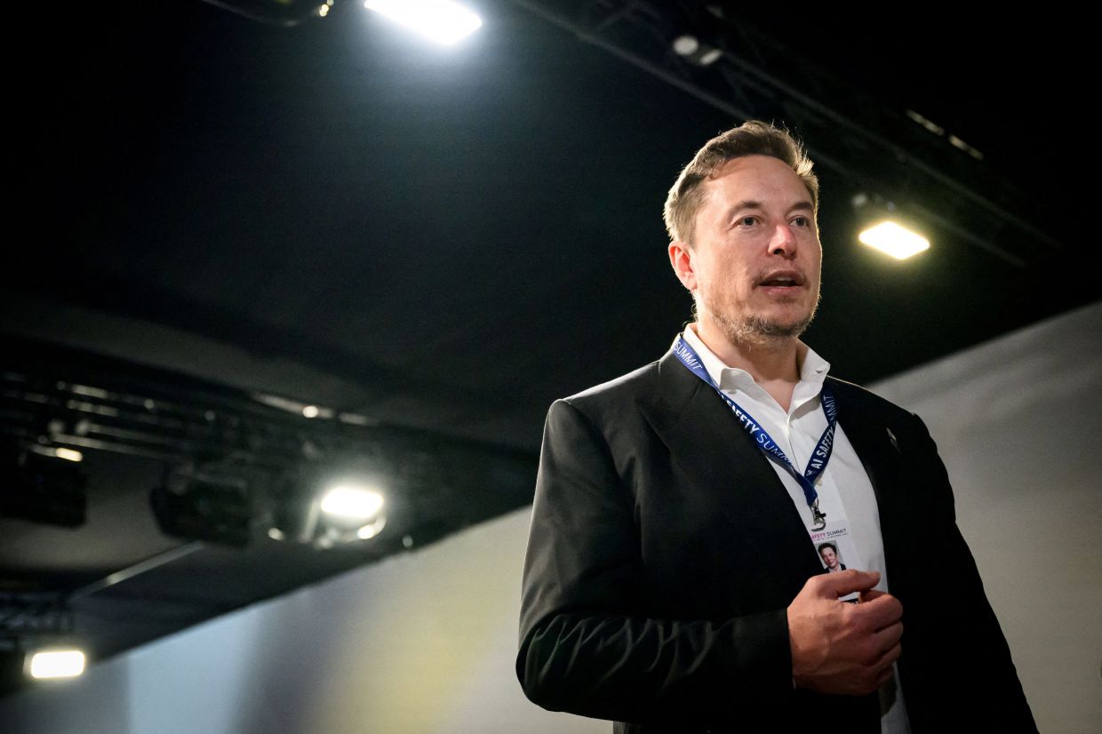 Elon Musk is once again richer than Mark Zuckerberg as fortunes reverse - Vimarsana News