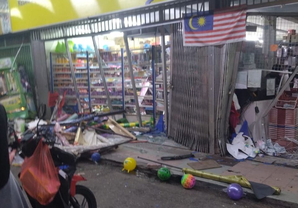 Man nabbed for drunk driving and causing accidents in Johor - Vimarsana News