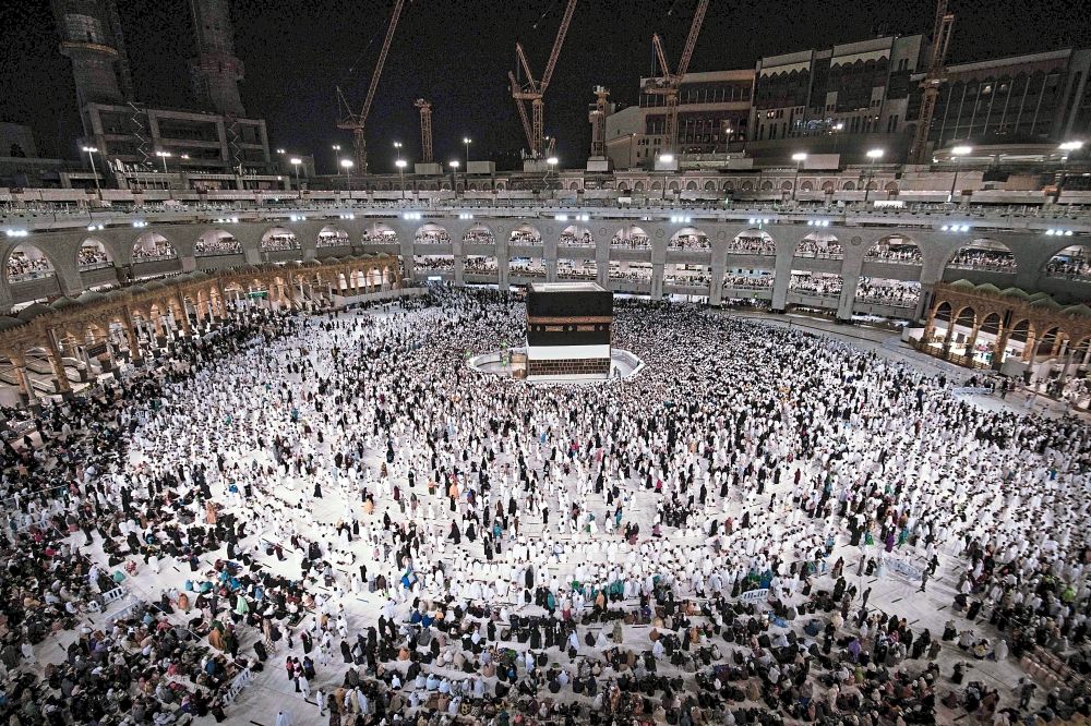 Selangor Sultan advises haj pilgrims to be well prepared - Vimarsana News