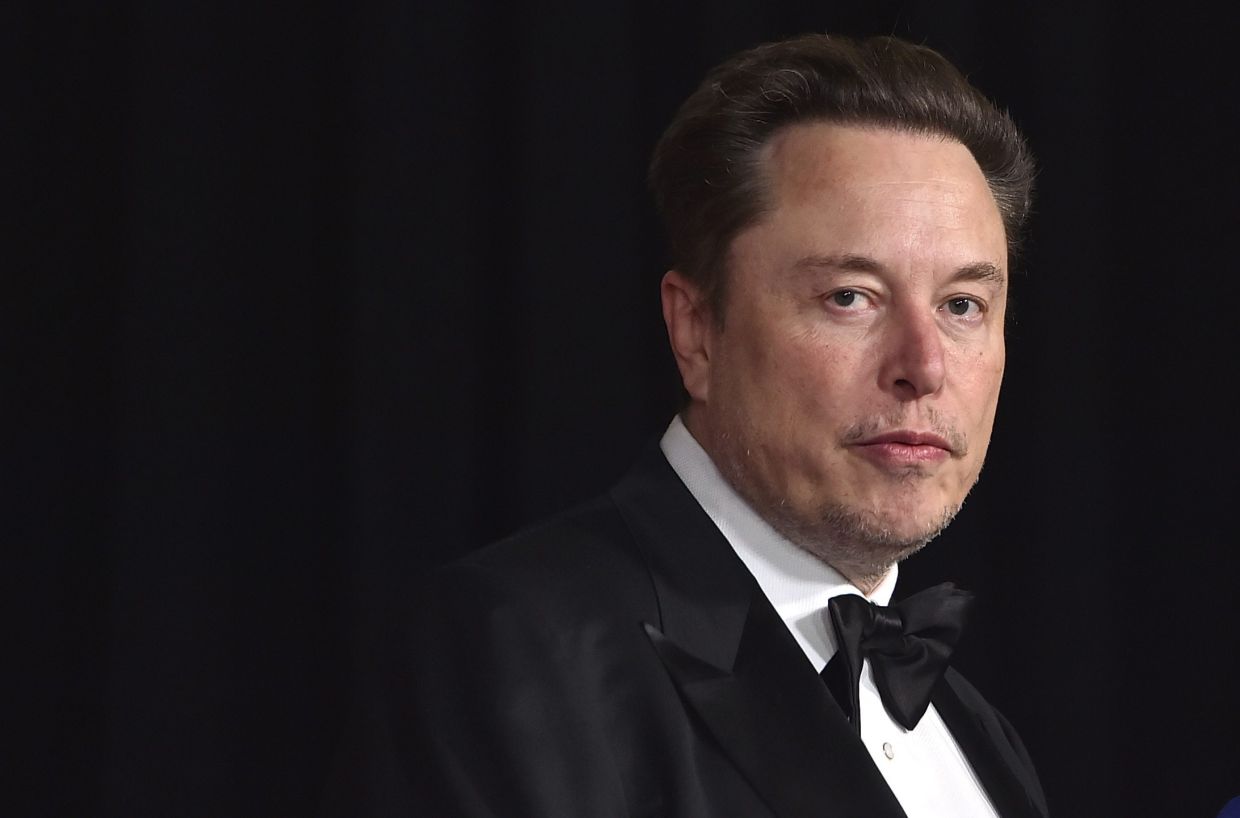Musk entlässt leitende Angestellte von Tesla im Rahmen eines erneuten ...