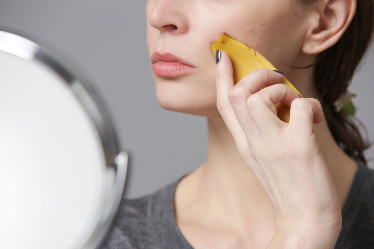 What is 'banana botox' and does this anti-ageing beauty trick really work? - Vimarsana News
