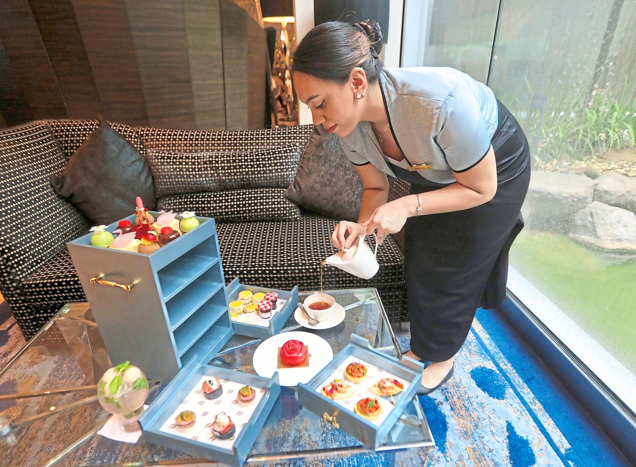Drawing inspiration from mums for dainty treats - Vimarsana News