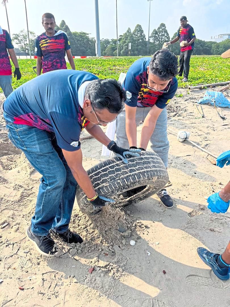 Old tyres are among the nearly 200kg of rubbish cleared from the beach.