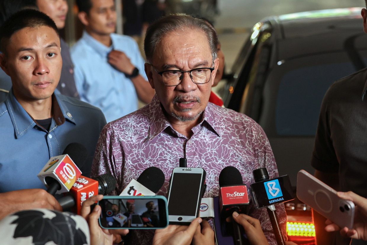 Late Mutang had strong principles, values towards parliamentary reform, says Anwar