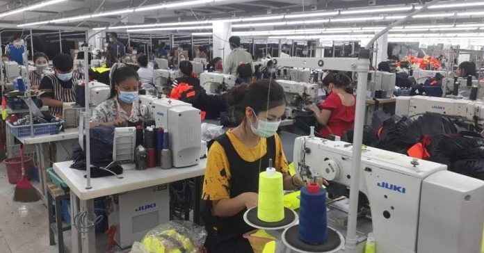 Inadequate minimum wage deepens economic woes in Laos, fuelling labour shortages, school dropouts - Vimarsana News