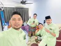 Chinese man raises three Malay boys as own sons
