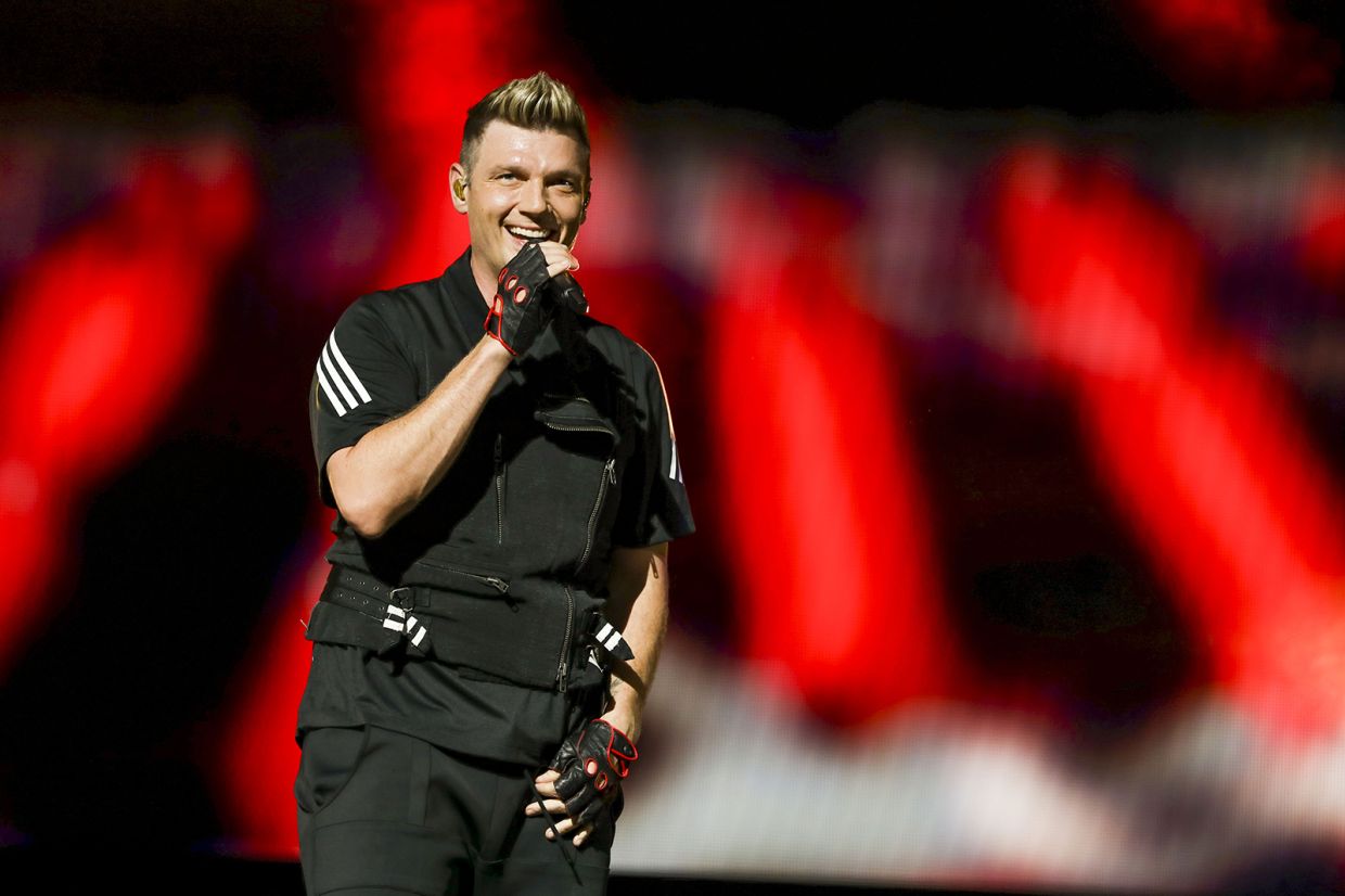 Backstreet Boys member Nick Carter's lawyers dispute sexual assault allegations detailed in docuseries - Vimarsana News