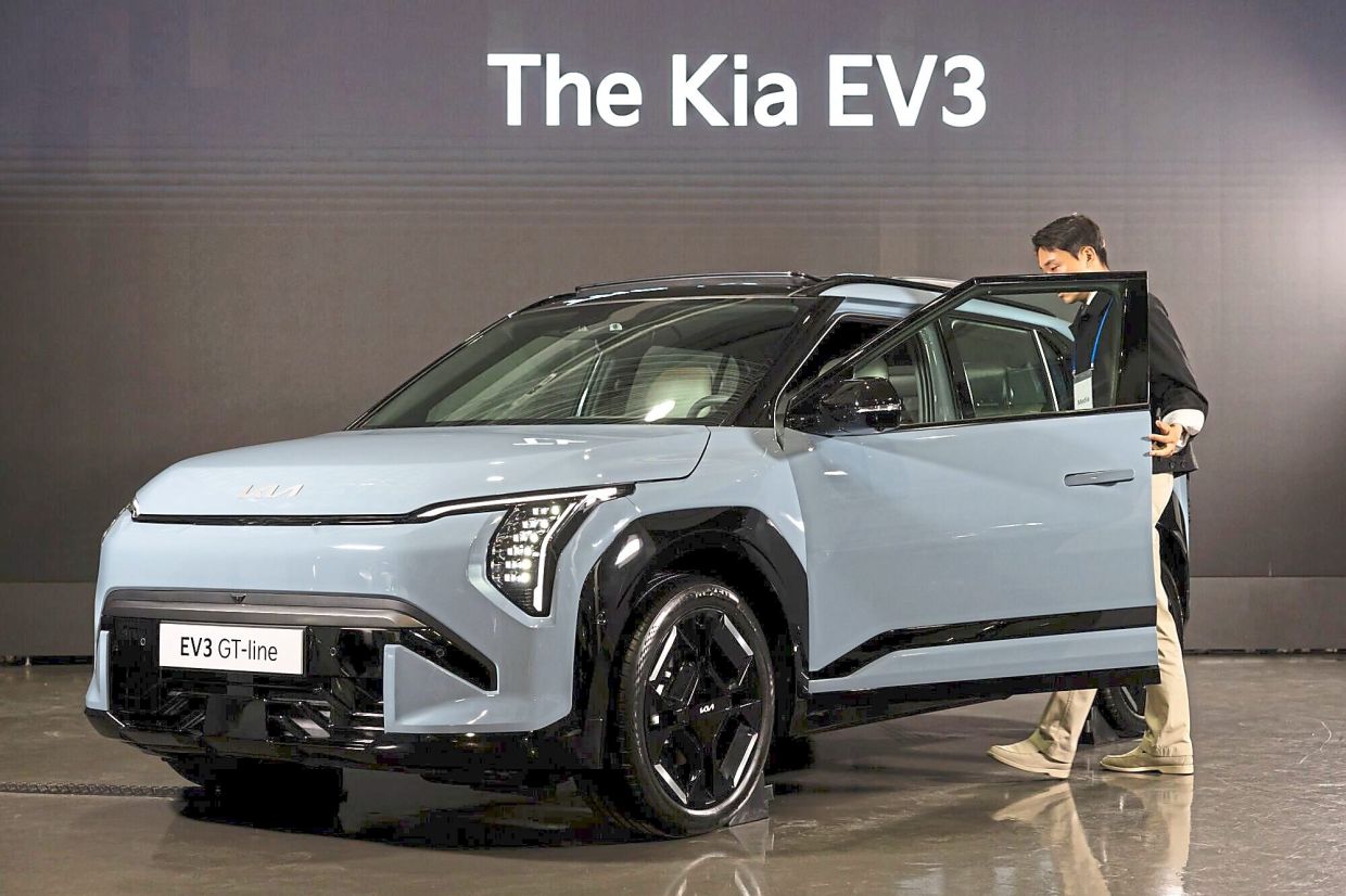 Slowdown in US EV sales looks more like a blip | The Star