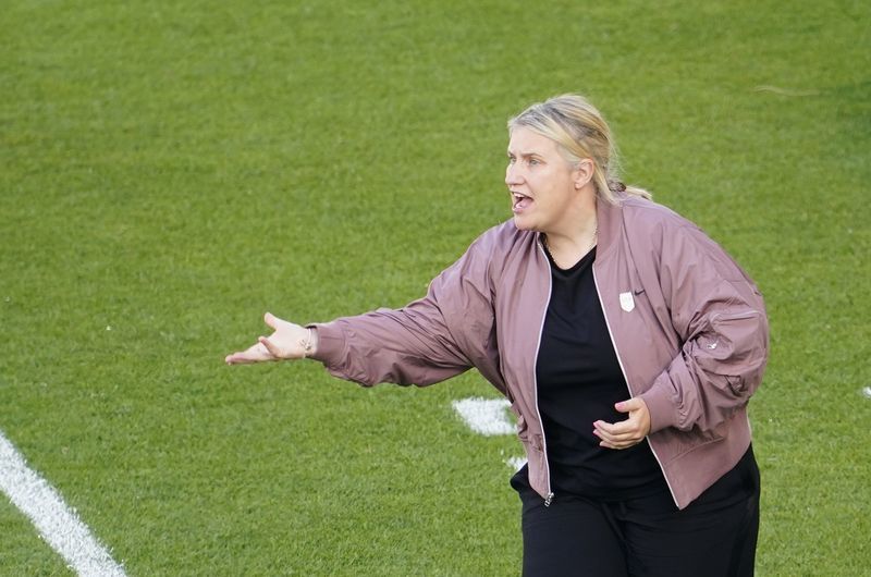 Soccer-US start Hayes&rsquo; reign with 4-0 thrashing of South Korea