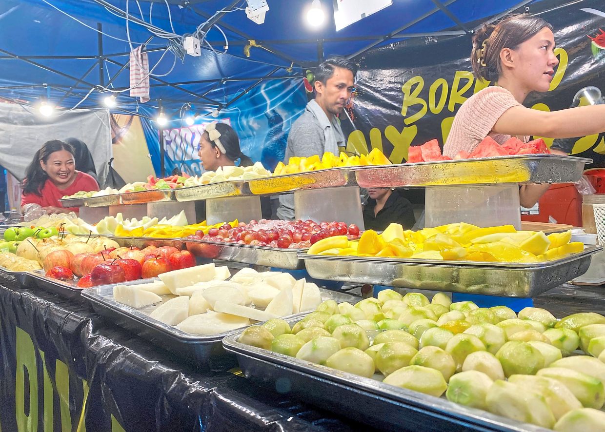 A stall selling fresh fruit.