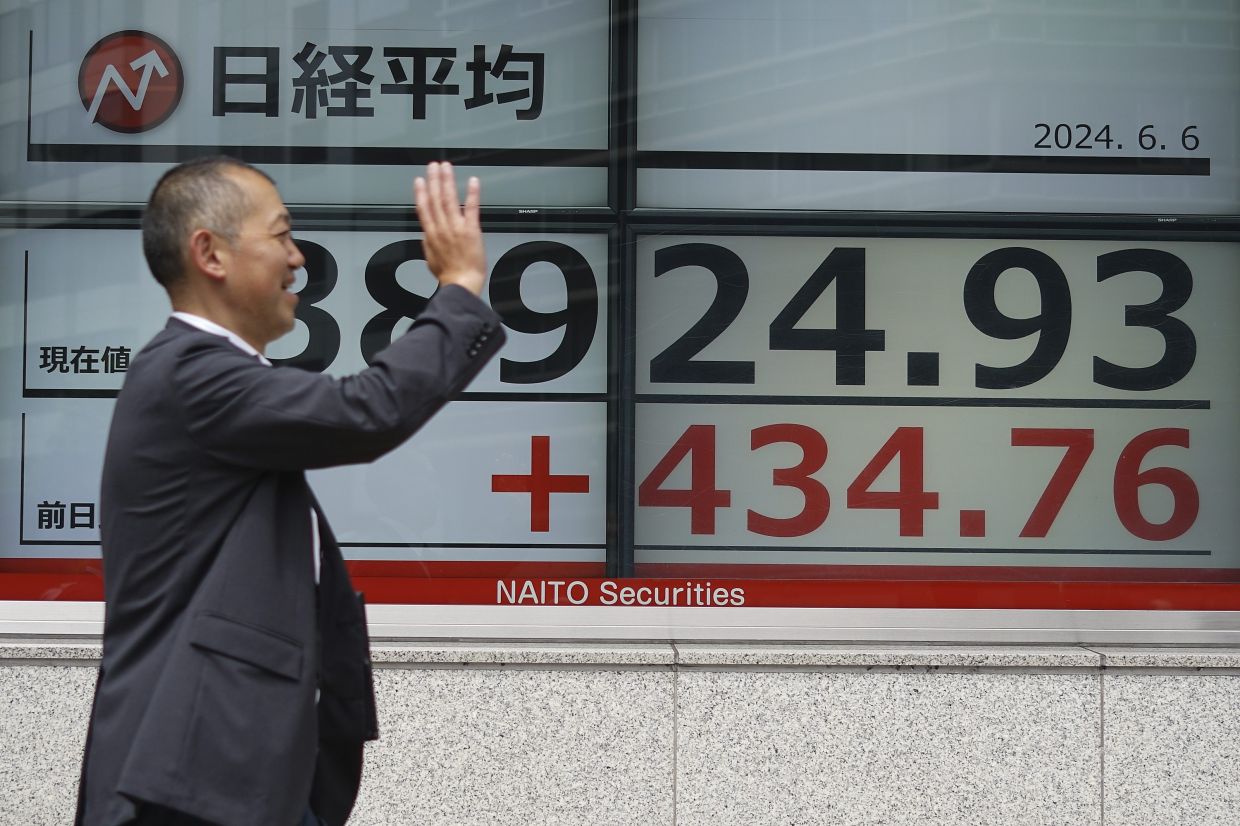 Asian markets track Wall St record as US jobs fuel rate cut hopes | The ...