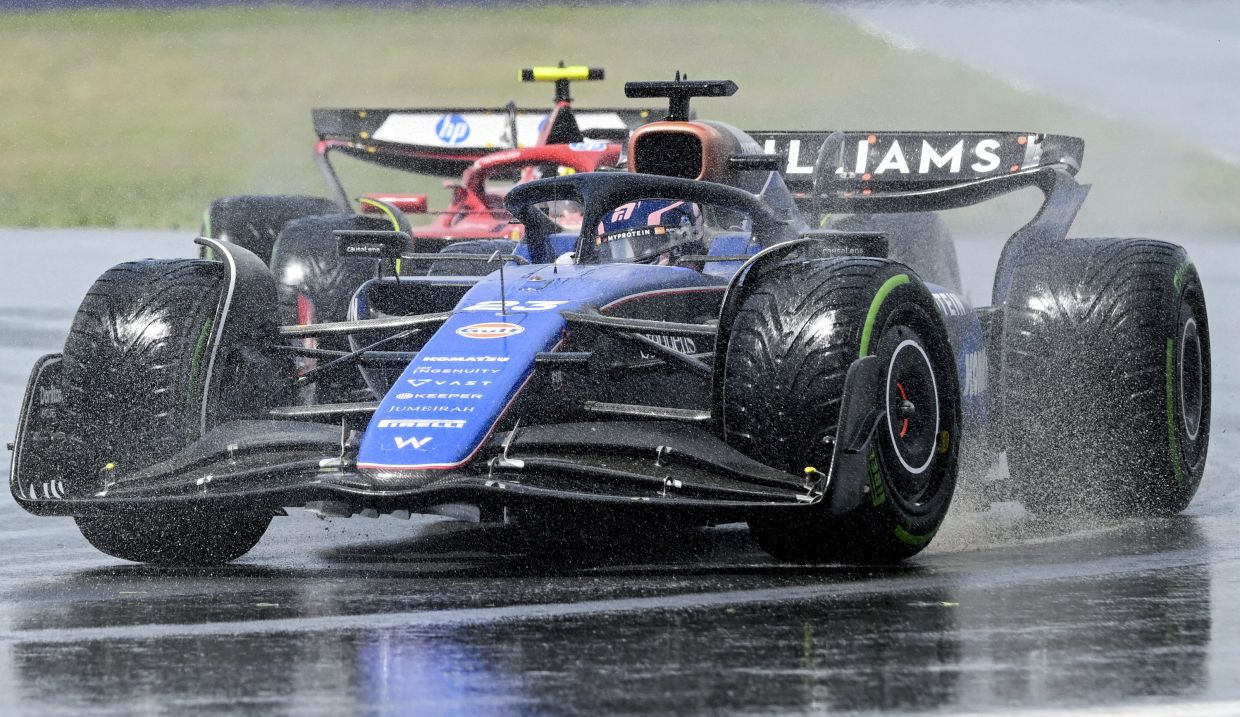 Williams driver Alexander Albon, of Thailand, drives through the Senna corner at the Formula 1 Canadian Grand Prix auto race in Montreal, held early Monday, June 10, 2024 (local time). - AFP