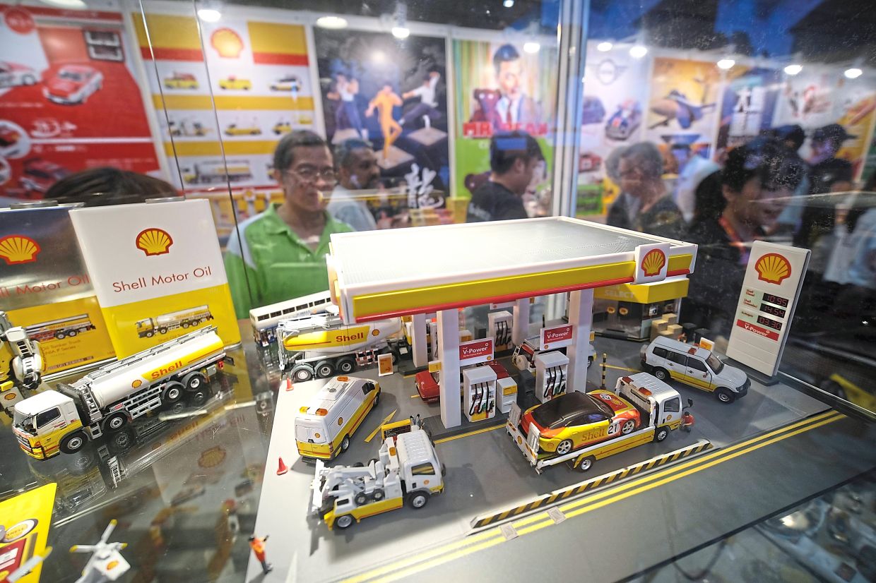 A model of a busy Shell petrol station is part of the show’s highlights.