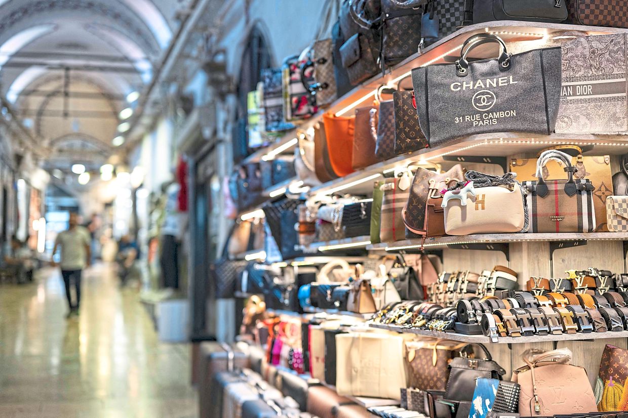 【レア】İstanbul Shopping Guide 2017 THE 10 BEST Shopping & Malls in Sultanahmet (Istanbul) - 2026