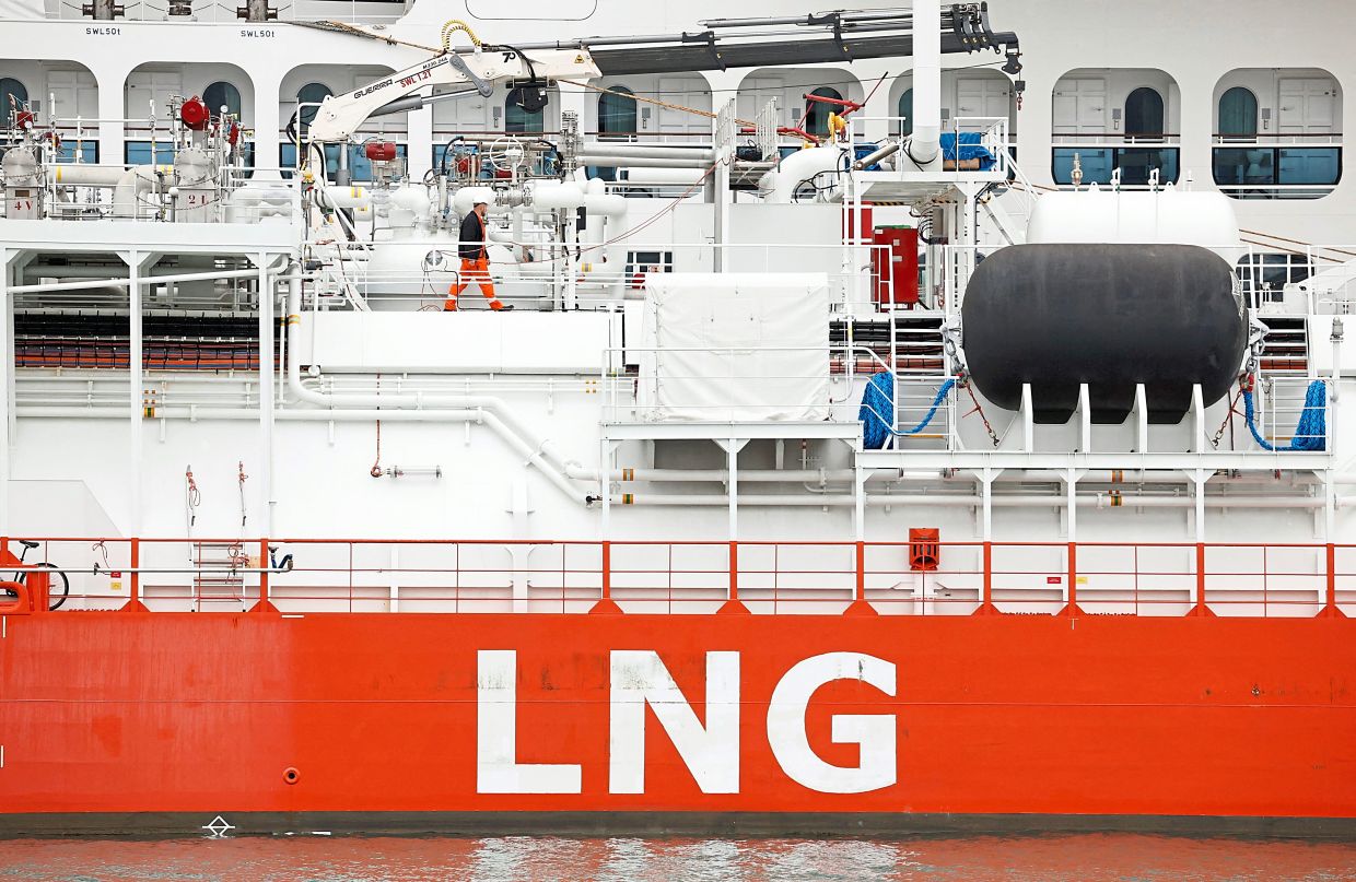 Asia’s LNG imports shift higher as Europe’s fade | The Star