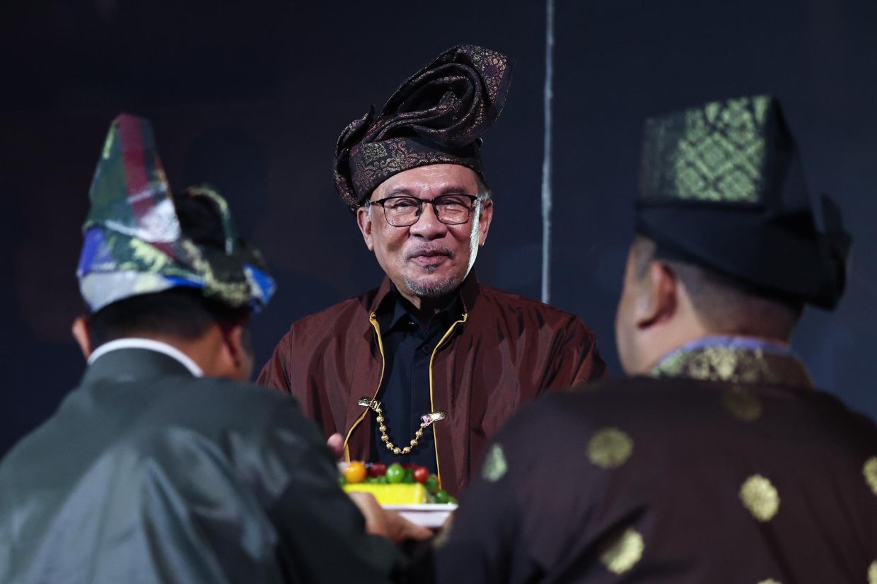 Warm wishes for PMX as he celebrates 77th birthday | The Star