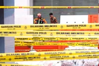 Too risky for divers to continue