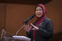 Cabinet to discuss damages for family