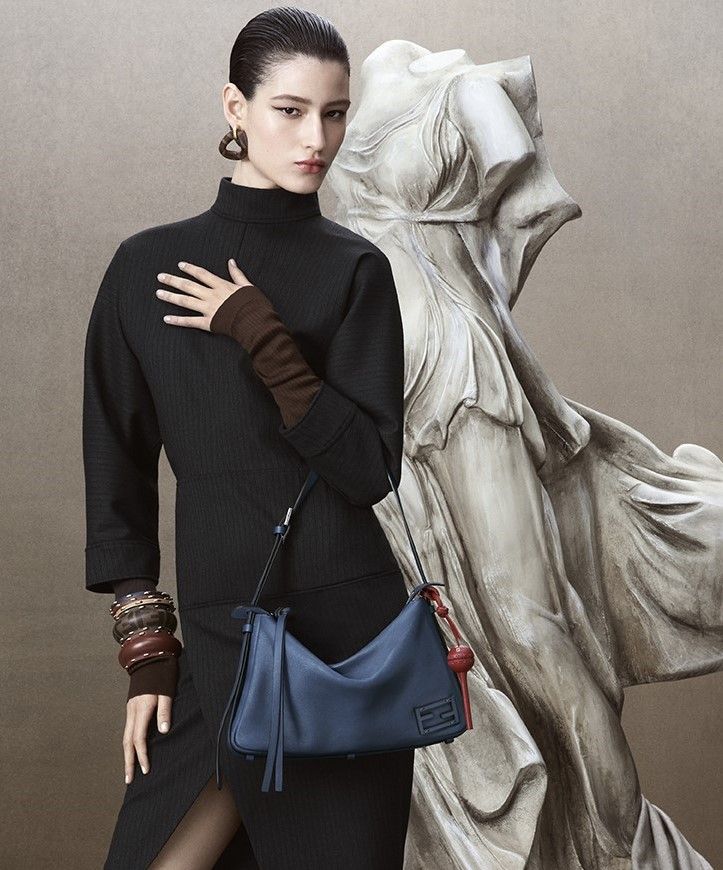 The demure dressing trend calls for nonchalance and freedom in dressing. Photo: Fendi