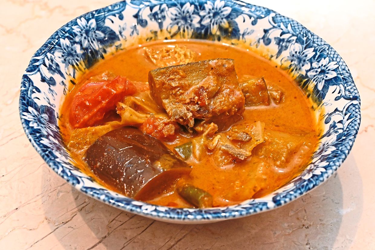 Salted Fish Bone Vegetable Curry.