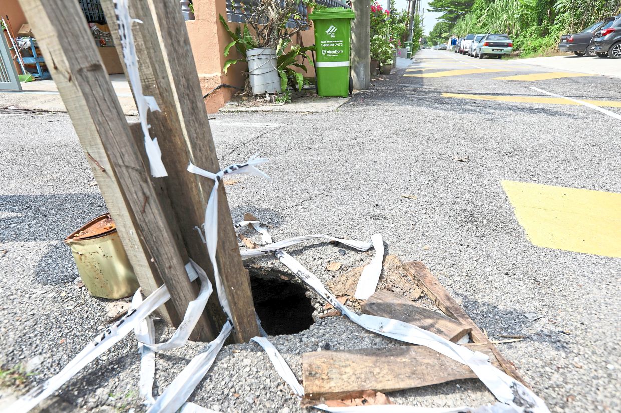 Infrastructure supervisors could be the council’s eyes on the ground to report hazardous situations like sinkholes.