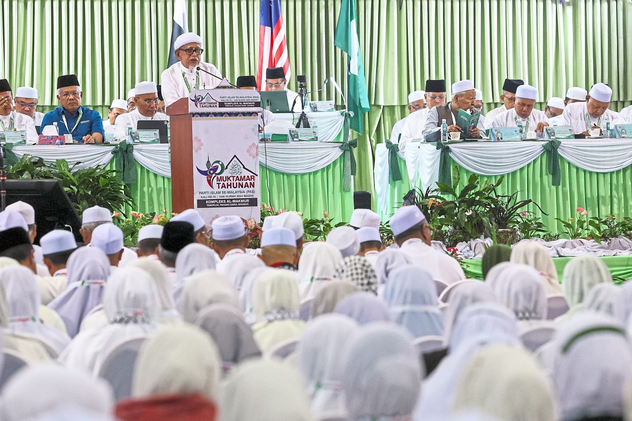 Eye on the future: PAS president Tan Sri Abdul Hadi Awang giving his speech at the recent PAS annual gathering in Temerloh. — Bernama