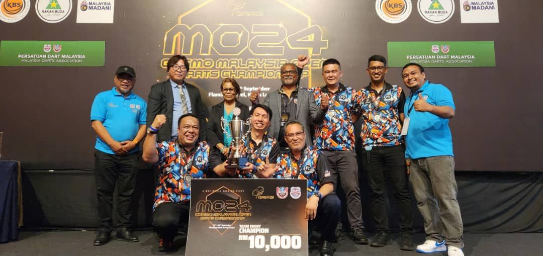 Malaysian players take top team honours at the 10th Cosmo Malaysian