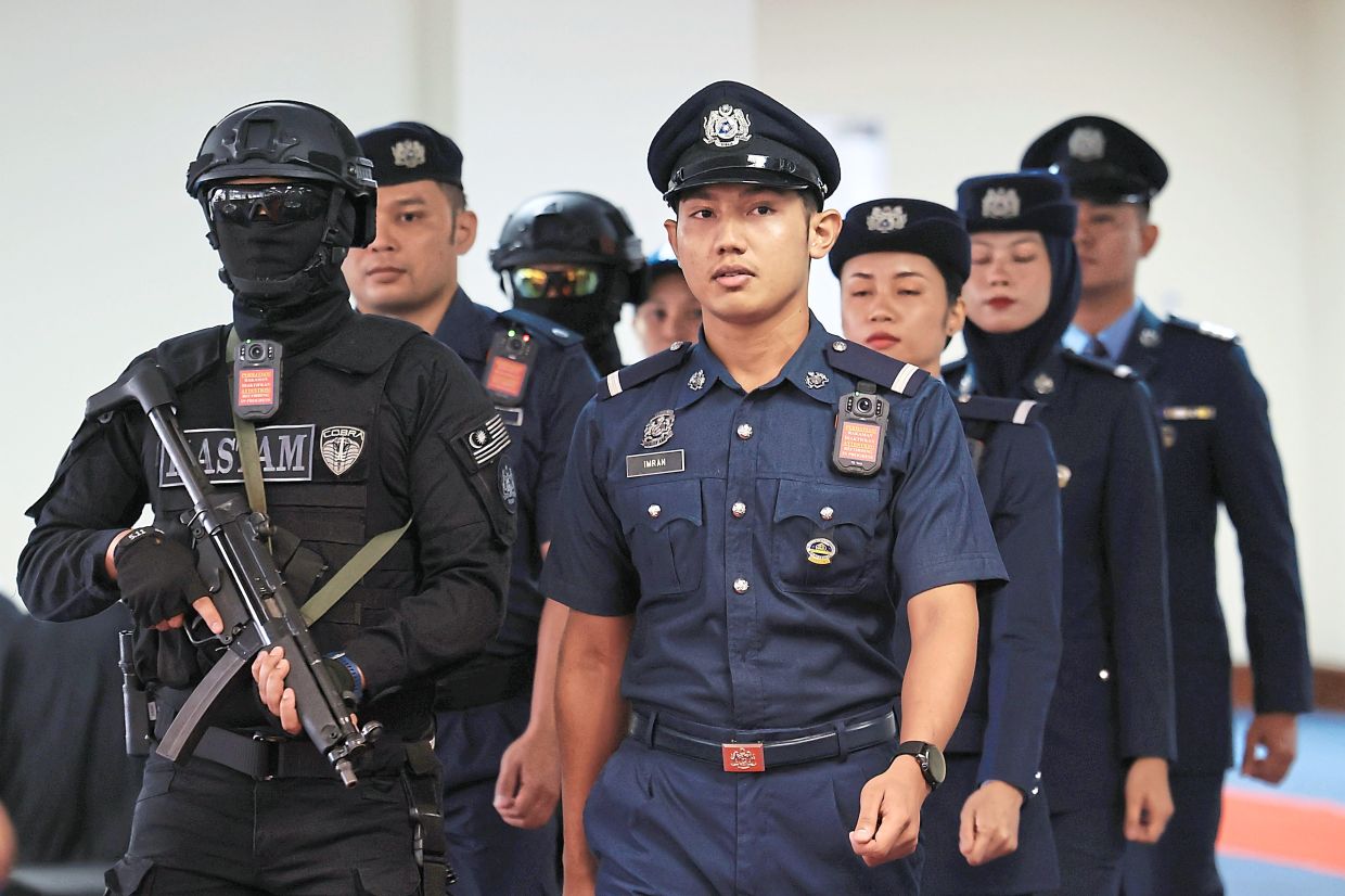 Customs see drop in violations among officers after use of body cams ...