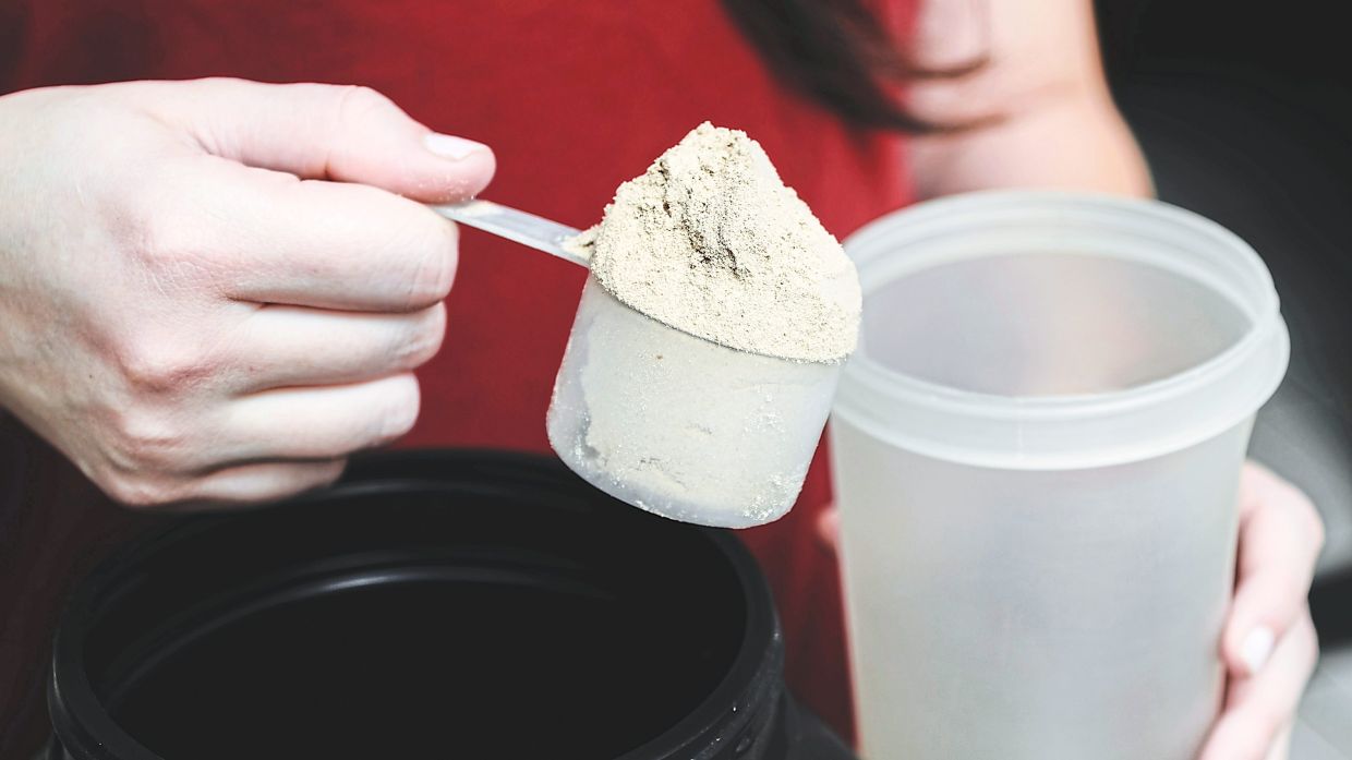Safe Strategies for College Athletes to Bulk Up: Nutrition and Supplement Guidance