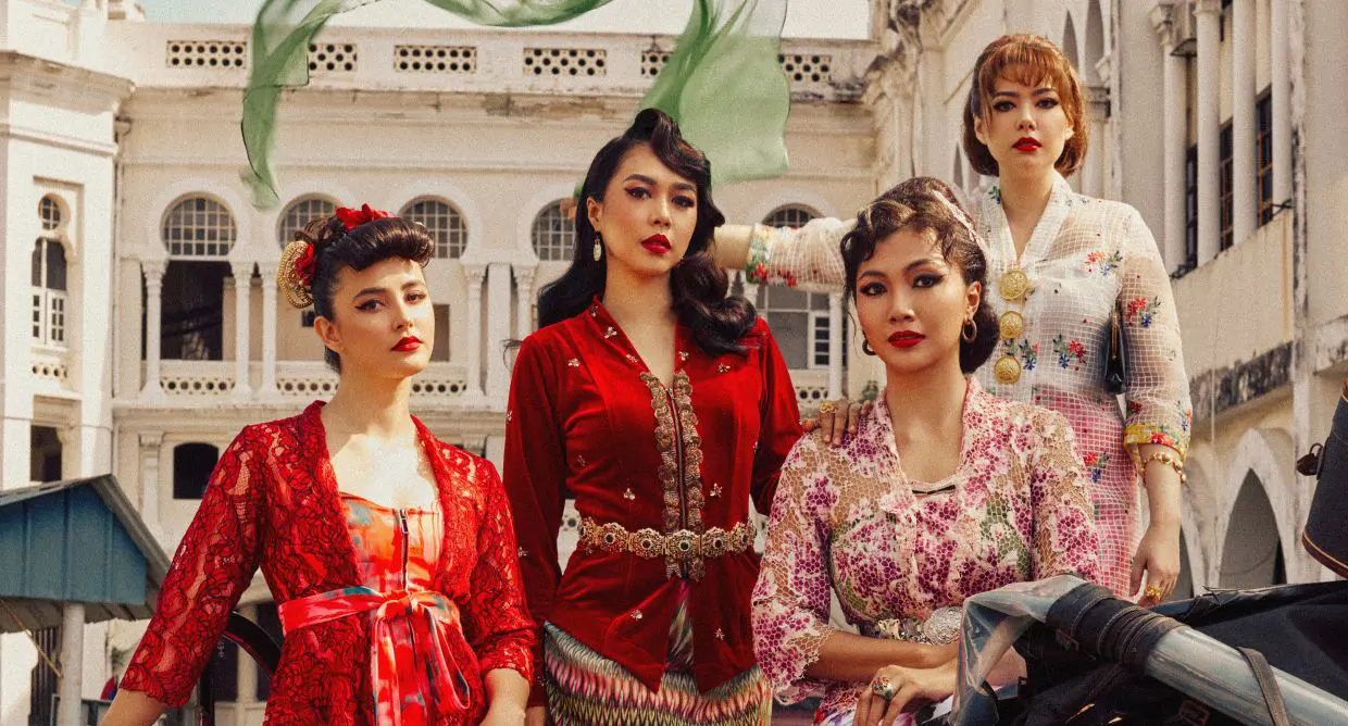 Malaysian fashion designers laud Unesco's official recognition of the  kebaya | The Star