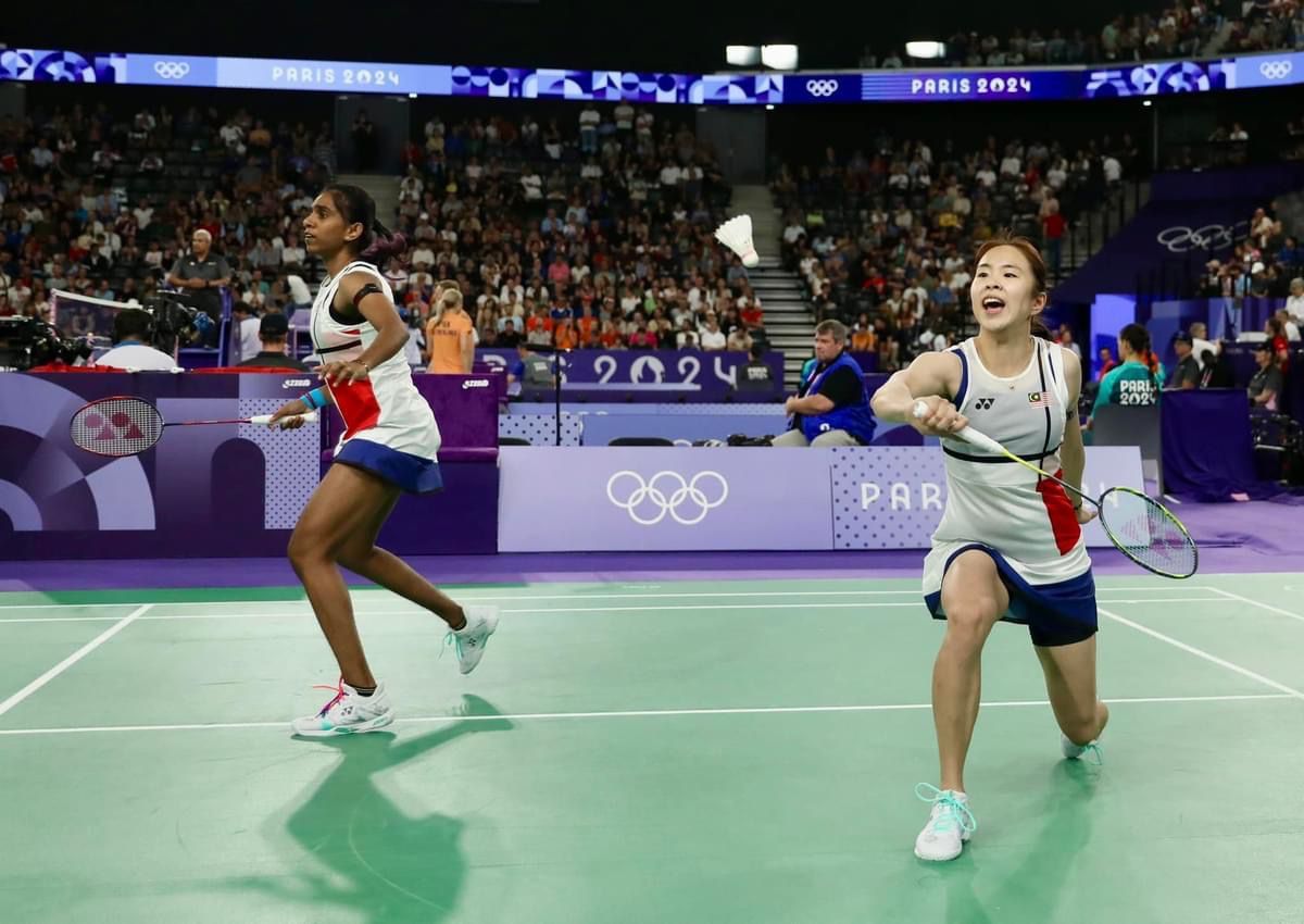 Pearly-Thinaah are out of semis after losing to Indian pair