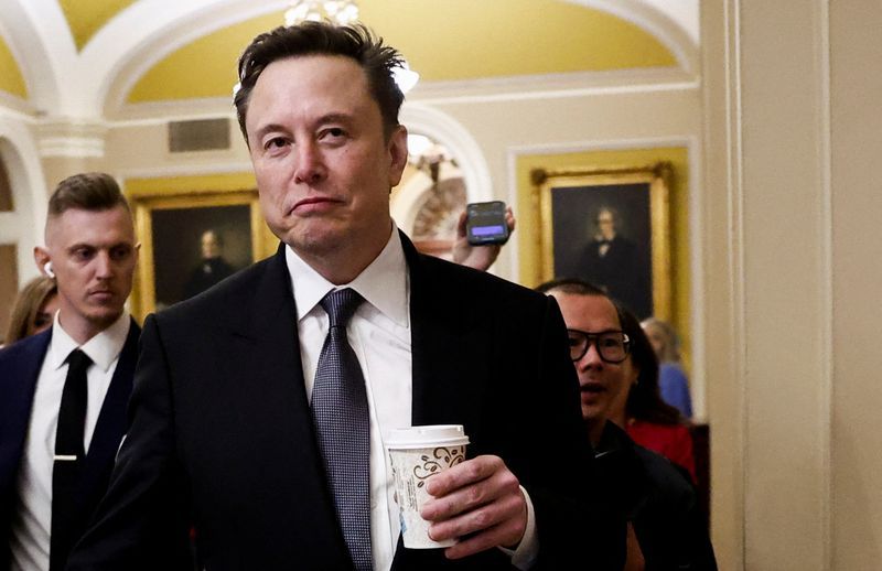 Elon Musks Nettovermögen übersteigt 400 Milliarden Dollar ...