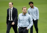 Soccer-Kane to remain England captain, all players have clean slate under Tuchel