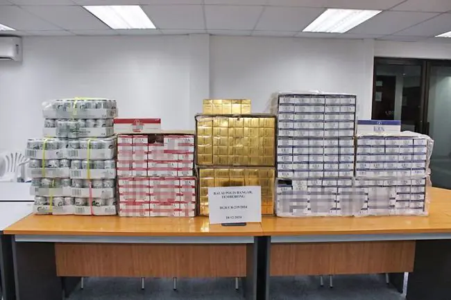 Brunei police seize contraband in suspicious vehicle; 75 cartons cigarettes  and 10 cartons alcohol seized